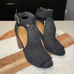 Target Universal Thread Heals Size 7.5